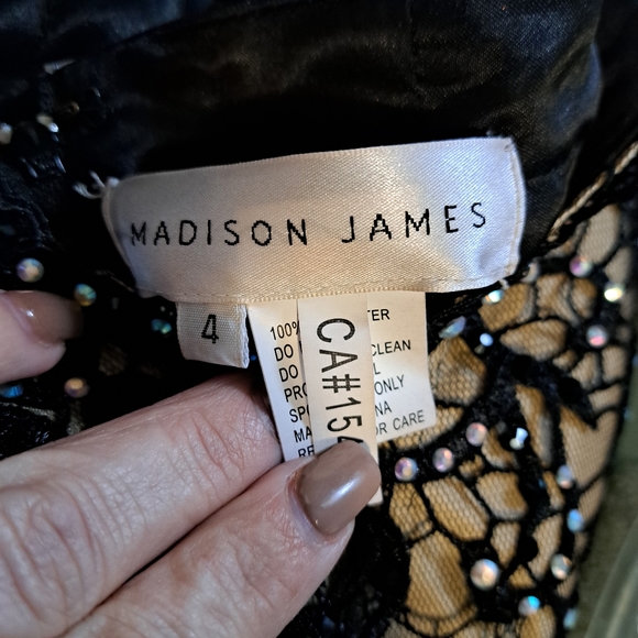 🐨4 Madison James Prom Dress - Picture 13 of 13